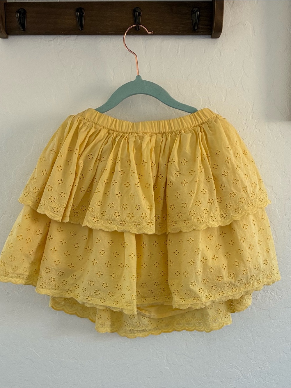 3 summer girls skirts/skort bundle 6-7 blue jean embroidered and yellow eyelet - Picture 3 of 16